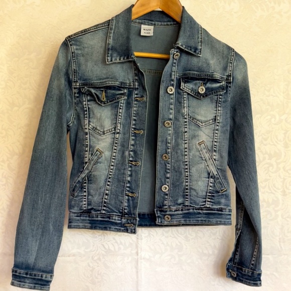 Denim Jean Jacket Size S - Picture 1 of 6